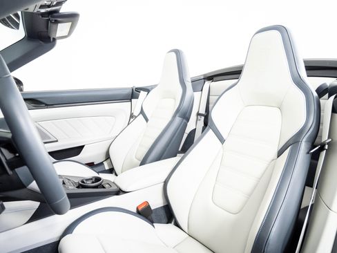 Certified 2026 Porsche 911 Carrera 4 GTS AWD/4WD image 5