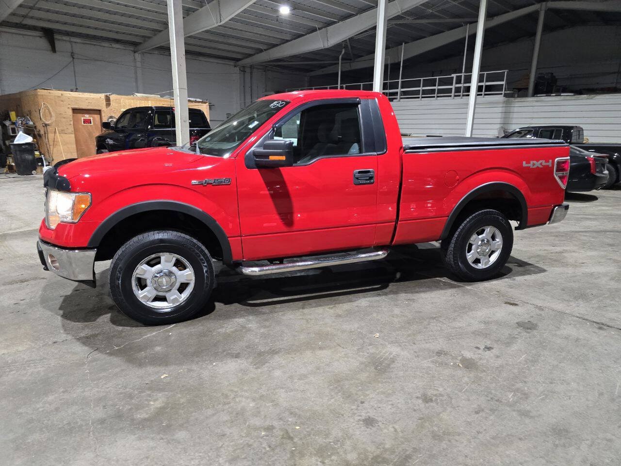Used 2013 Ford F150 XLT w/ Mid Equipment Group AWD/4WD image 3