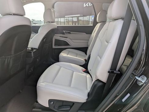 Used 2021 Kia Telluride S image 13