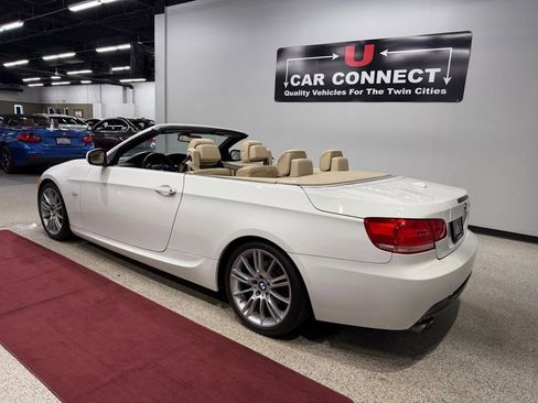 Used 2010 BMW 328i Convertible RWD image 14