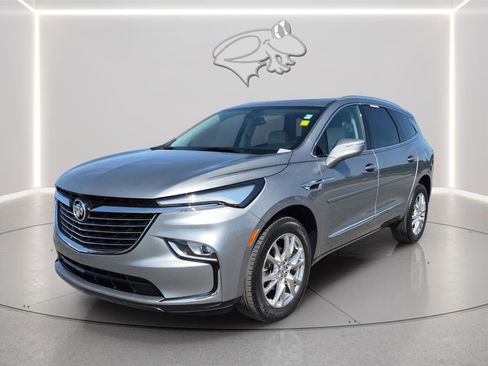 Used 2023 Buick Enclave Essence w/ Experience Buick Package FWD image 1