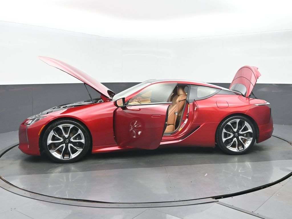 Used 2018 Lexus LC 500 Coupe w/ Performance Package RWD image 35