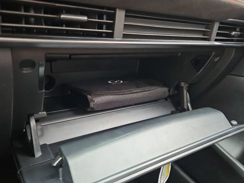 Certified 2025 MAZDA MAZDA3 s image 19