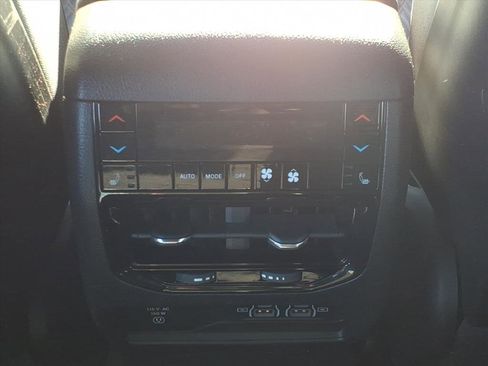 Used 2022 Jeep Grand Cherokee Summit w/ Advanced Protech Group IV image 14