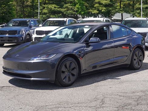 Used 2025 Tesla Model 3 Long Range RWD image 11