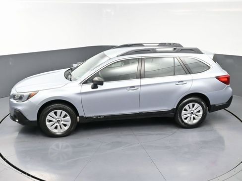 Used 2019 Subaru Outback 2.5i image 42