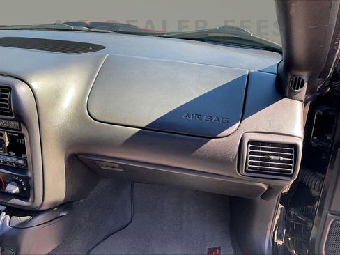 Used 2002 Chevrolet Camaro Z28 w/ SS Performance/Appearance Pkg image 21