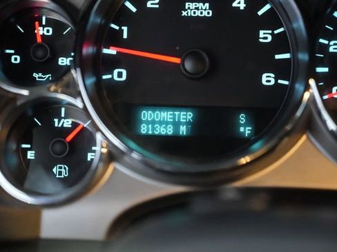 Used 2014 GMC Sierra 2500 SLE w/ SLE Preferred Package image 25