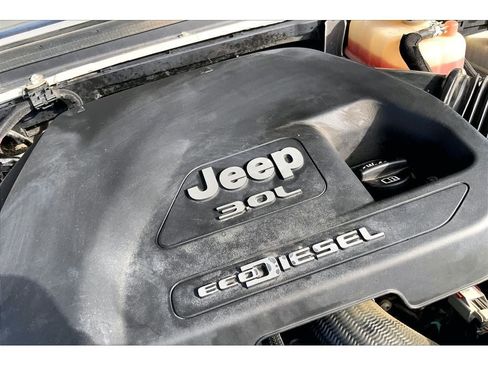 Used 2021 Jeep Wrangler Unlimited Sport AWD/4WD image 33