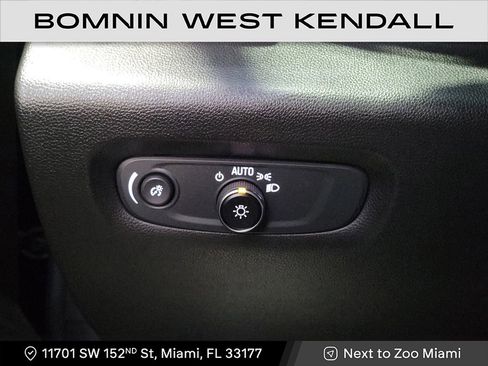 Used 2020 Chevrolet Traverse LS image 23