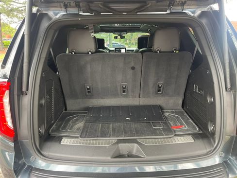 Used 2021 GMC Yukon AT4 w/ Rear Media and Nav Package AWD/4WD image 14