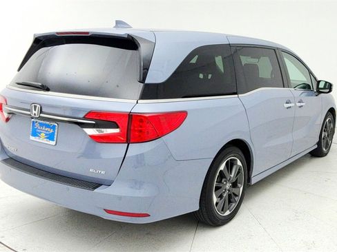 Used 2024 Honda Odyssey Elite image 6