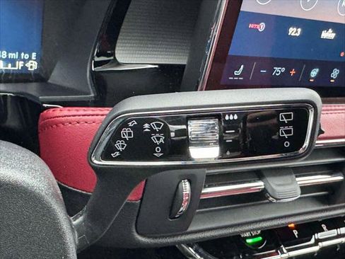 Used 2023 Lincoln Corsair Reserve w/ Equipment Group 201A image 23