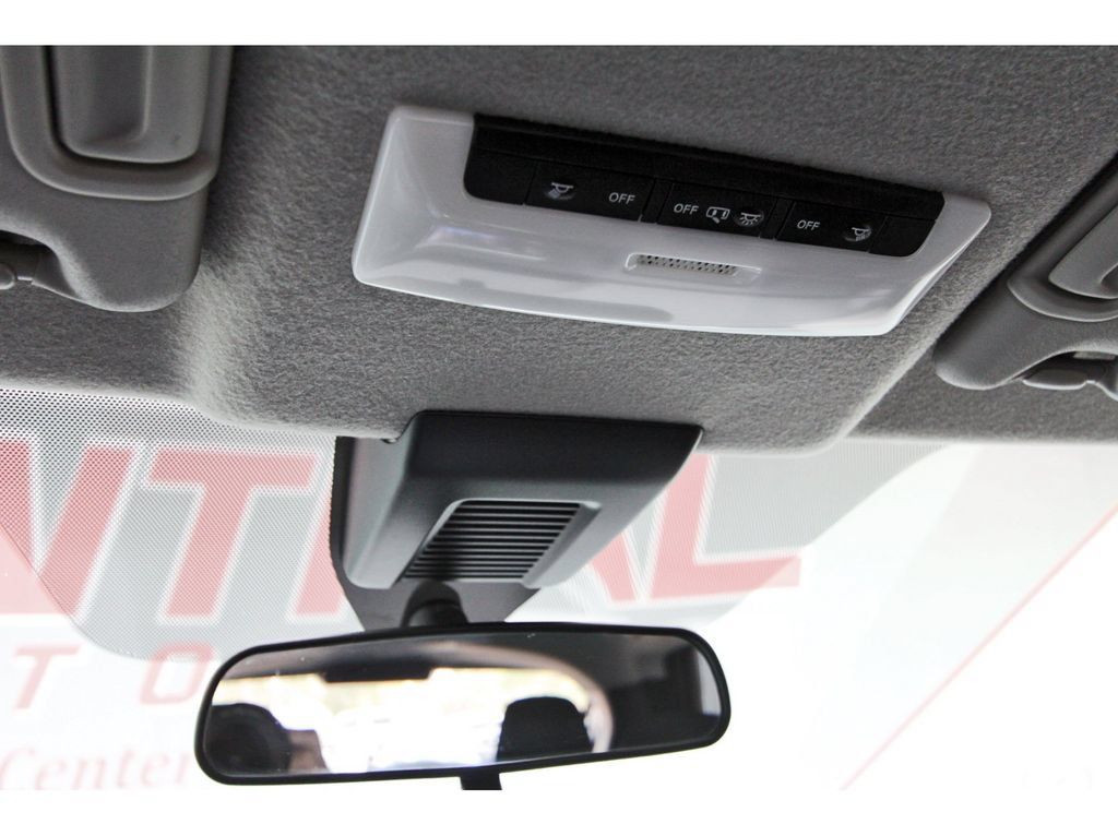 Used 2025 Nissan Kicks Play S FWD image 20