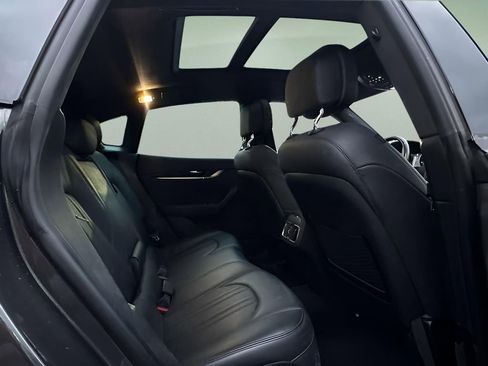 Used 2023 Maserati Levante Modena image 20