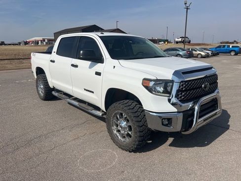 Used 2019 Toyota Tundra SR5 image 1