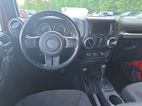 Used 2016 Jeep Wrangler Unlimited Sport w/ Quick Order Package 24S AWD/4WD image 14