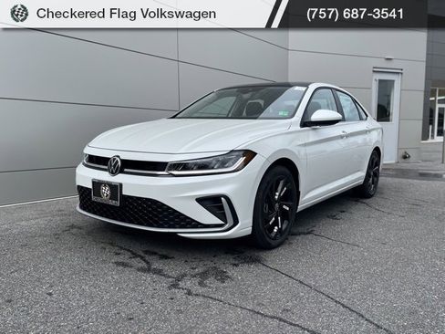 New 2026 Volkswagen Jetta SE image 11