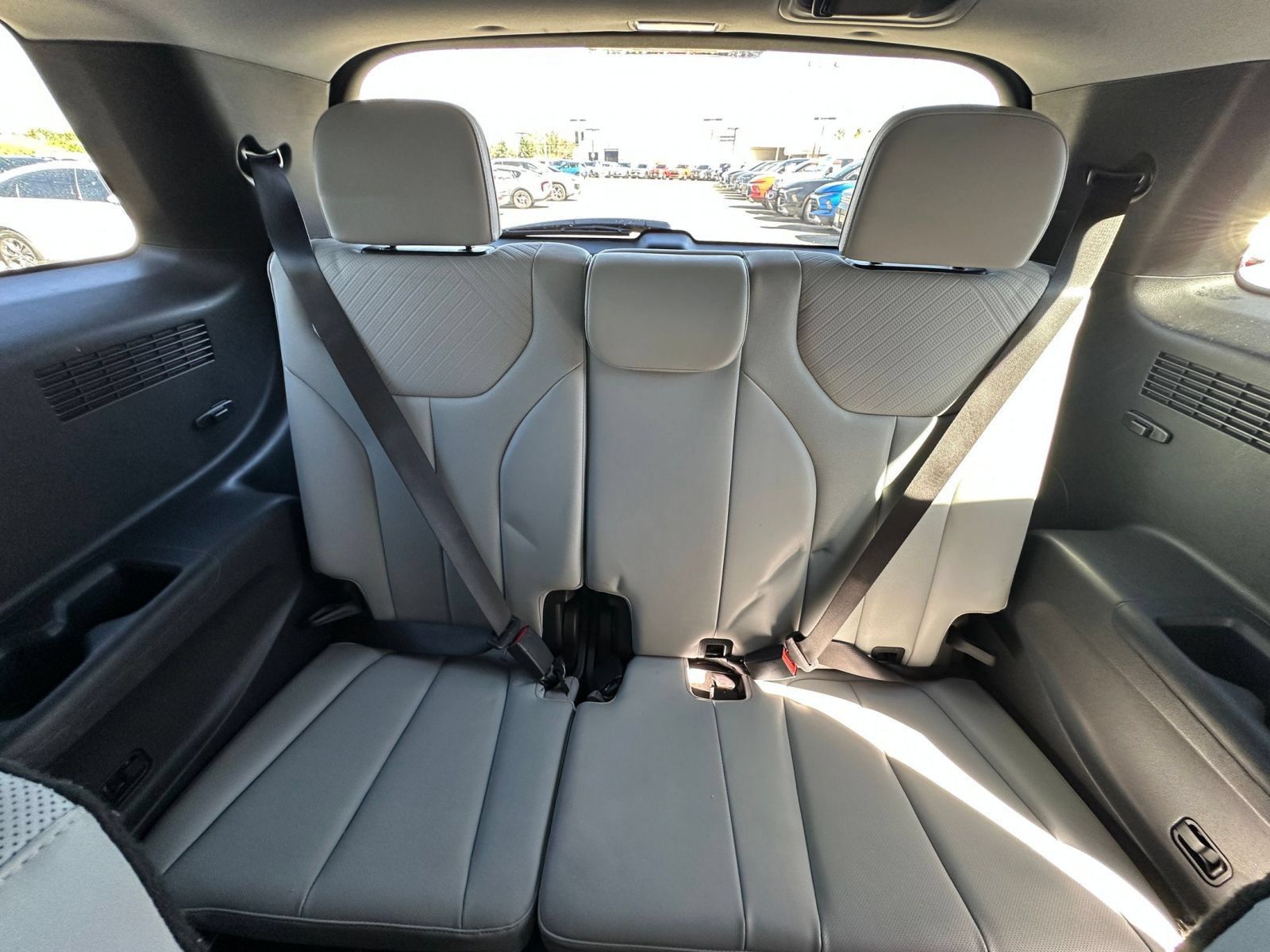 Used 2025 Hyundai Palisade SEL AWD/4WD image 31