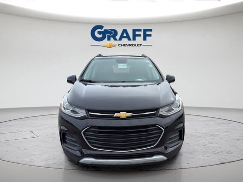 Used 2021 Chevrolet Trax LT FWD image 12