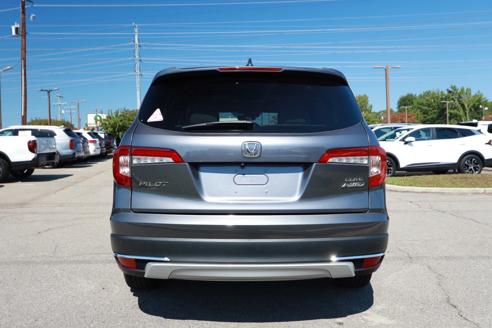 Used 2021 Honda Pilot Elite image 4
