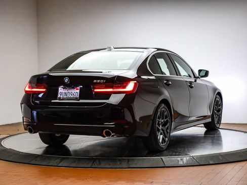 Used 2025 BMW 330i Sedan w/ Premium Package image 7