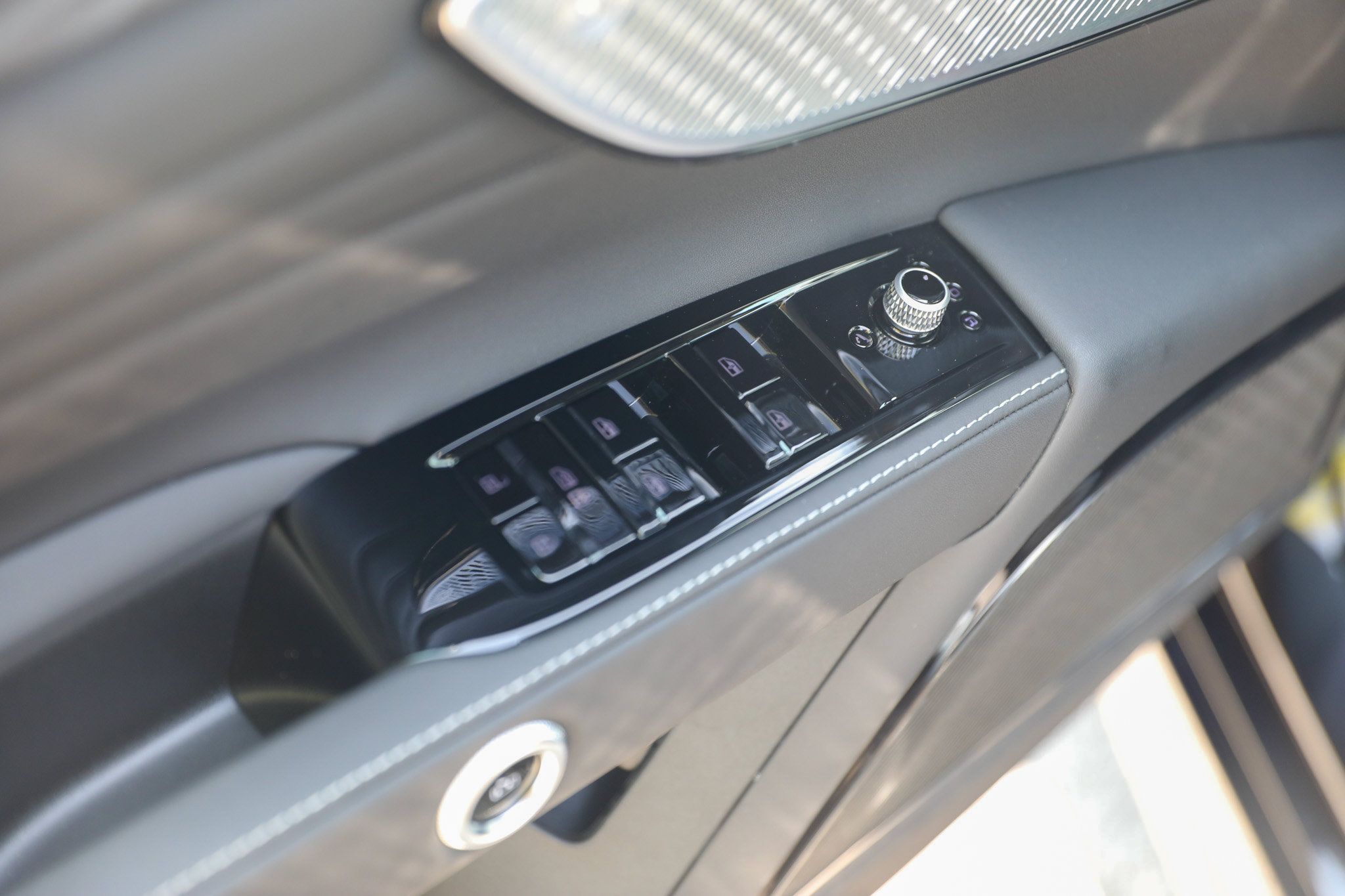 Used 2024 Maserati Grecale Modena AWD/4WD image 15