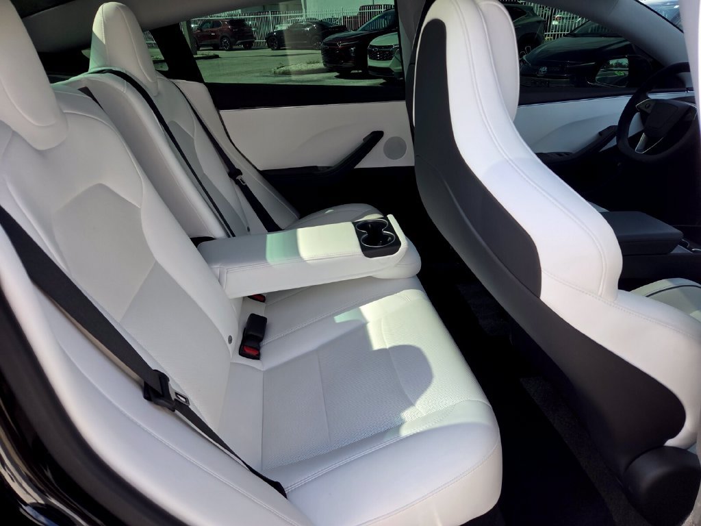 Used 2025 Tesla Model 3 Performance AWD/4WD image 14