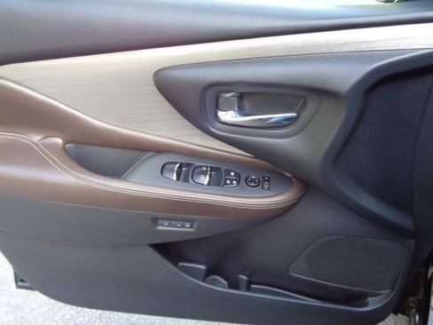 Used 2015 Nissan Murano Platinum w/ Platinum Technology Package image 12