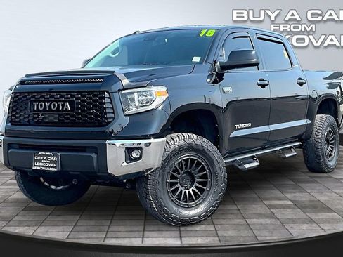 Used 2018 Toyota Tundra Limited w/ Limited Premium Package AWD/4WD image 12