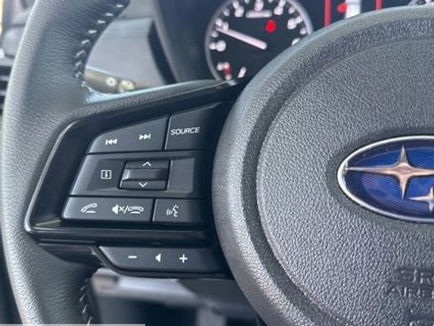 Certified 2025 Subaru Forester Premium AWD/4WD image 29