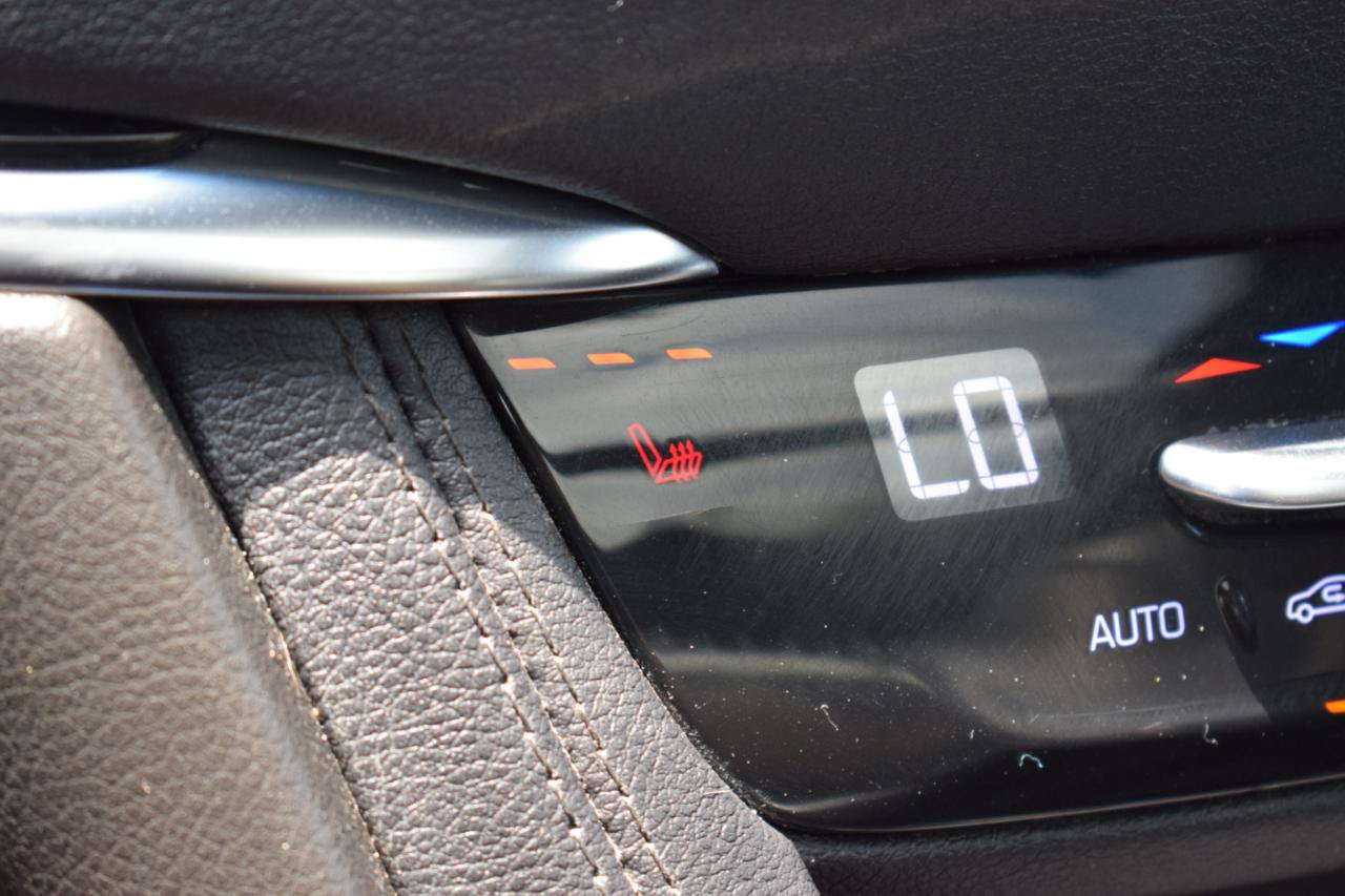 Used 2022 Cadillac XT5 Premium Luxury FWD image 29