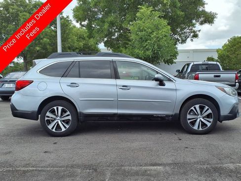 Used 2019 Subaru Outback 2.5i Limited AWD/4WD image 8