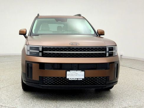 Used 2025 Hyundai Santa Fe Calligraphy AWD/4WD image 2