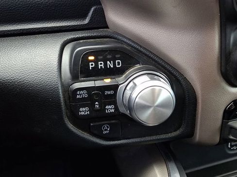Used 2022 RAM 1500 Laramie AWD/4WD image 16