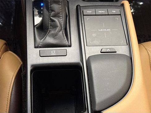 Used 2020 Lexus ES 350 Ultra Luxury w/ Accessory Package 2 FWD image 29
