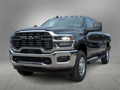 New 2025 RAM 2500 Tradesman w/ Chrome Appearance Group image 4