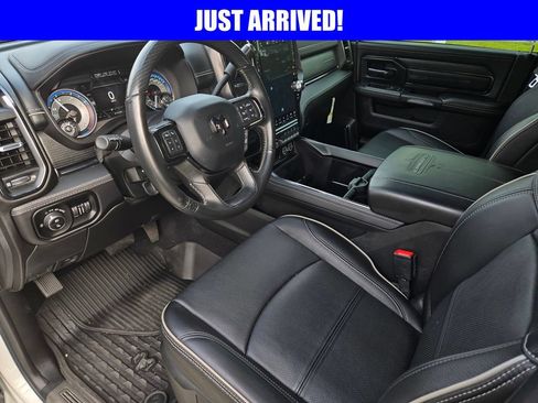 Used 2022 RAM 2500 Limited AWD/4WD image 13