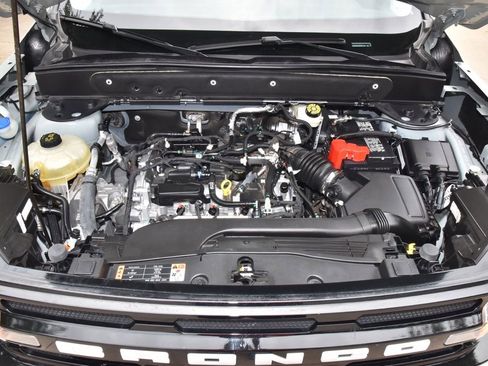 Used 2023 Ford Bronco Sport Outer Banks w/ Tech Package AWD/4WD image 38
