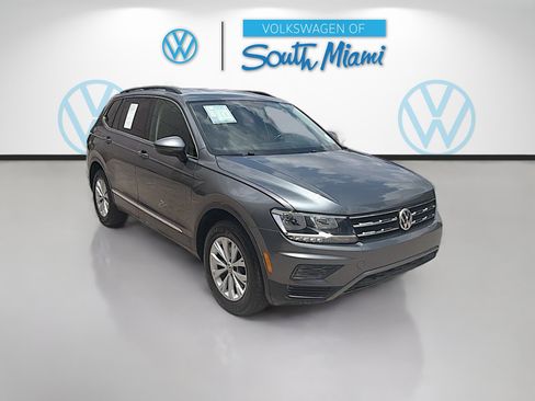 Used 2018 Volkswagen Tiguan SE FWD image 1