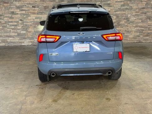 Used 2023 Ford Escape ST-Line w/ Tech Pack #1 AWD/4WD image 7