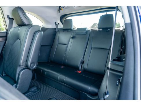 Used 2021 Toyota Highlander Platinum AWD/4WD image 16