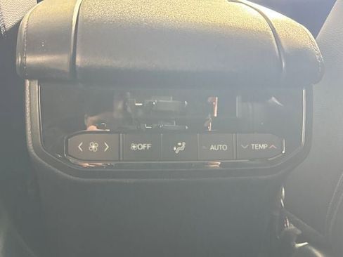 New 2026 Toyota Highlander Limited image 24