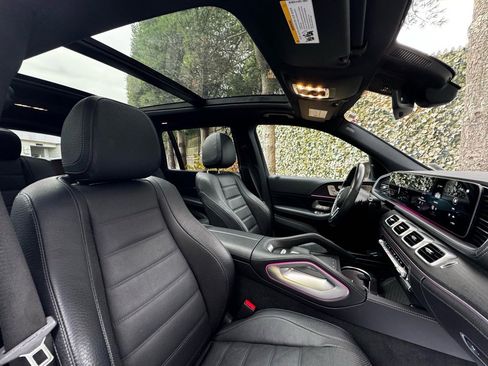 Used 2023 Mercedes-Benz GLS 450 4MATIC image 29