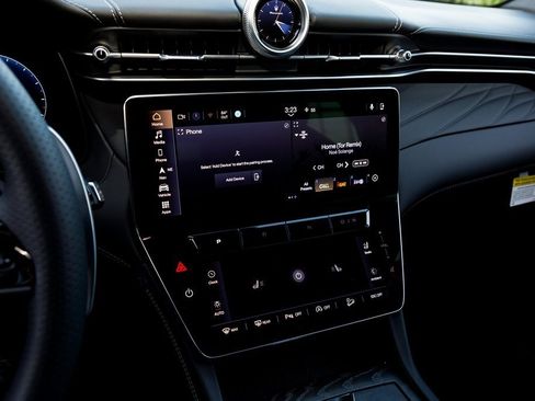 New 2025 Maserati Grecale GT image 28