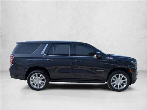 Used 2024 Chevrolet Tahoe High Country w/ Advanced Technology Package AWD/4WD image 4