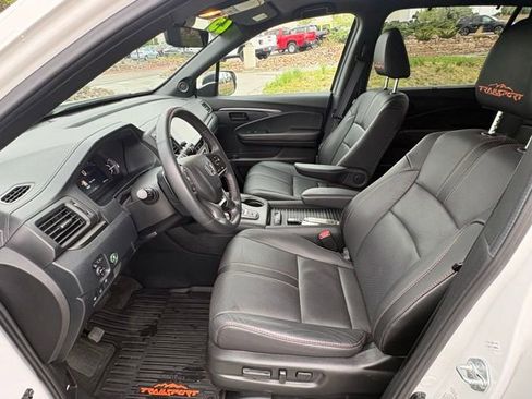 Used 2023 Honda Passport TrailSport image 12