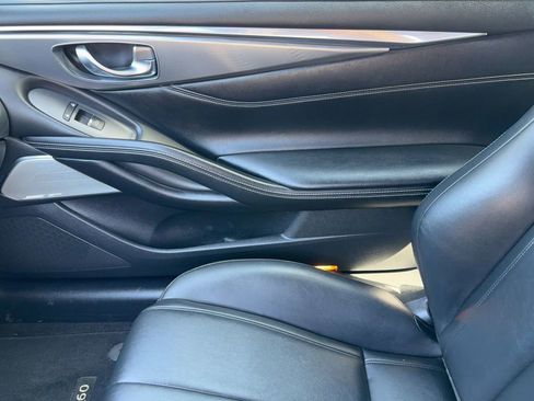 Used 2020 INFINITI Q60 3.0t Luxe RWD image 25