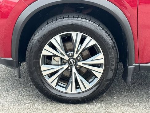 Used 2023 Nissan Rogue SV FWD image 11