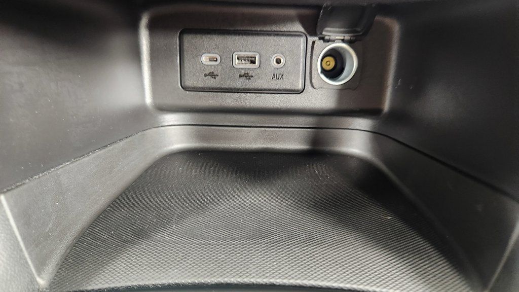 Used 2022 Chevrolet Equinox LT FWD image 29
